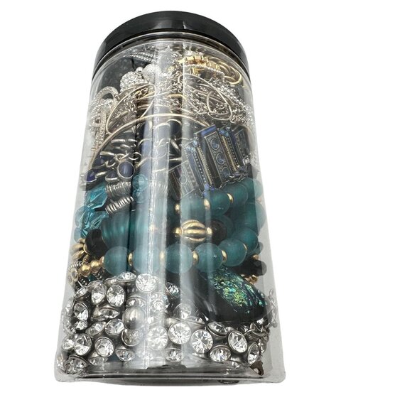 Mystery Jewelry Jar #1059 Wearable Quality Pieces 2lbs Necklace Bracelet Earring - Picture 3 of 4